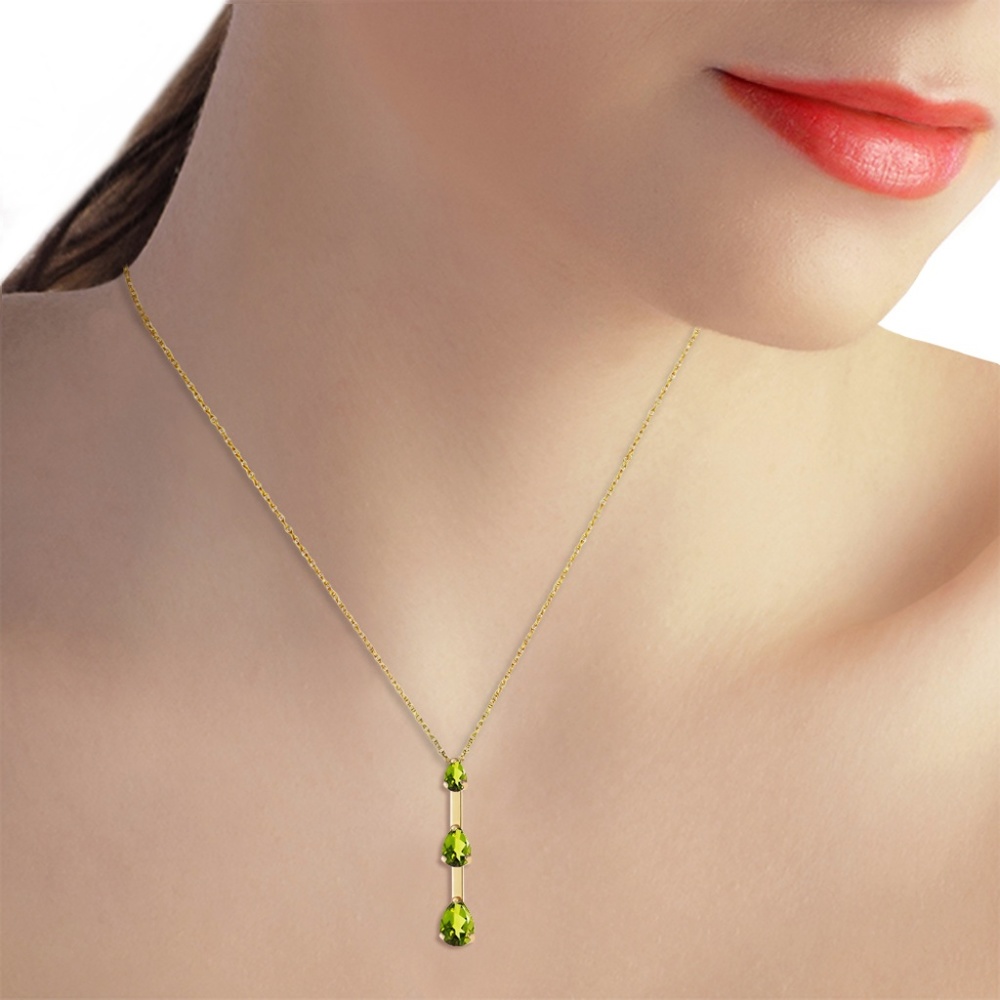 14K. SOLID GOLD NECKLACE WITH NATURAL PERIDOTS - Picture 3 of 7